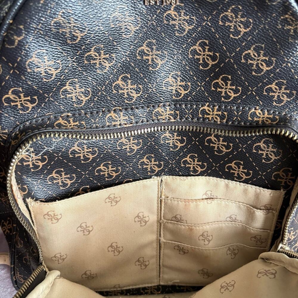 Guess Rylan Backpack - Picture 2 of 7